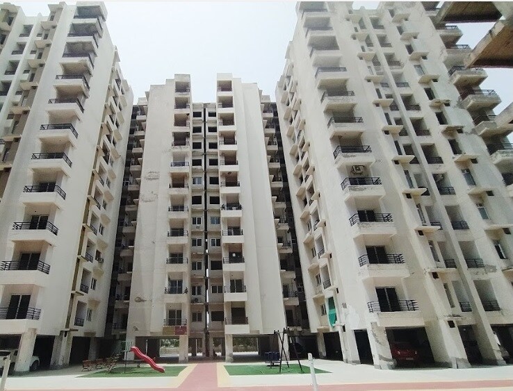 Pushpanjali Habitat Tower View