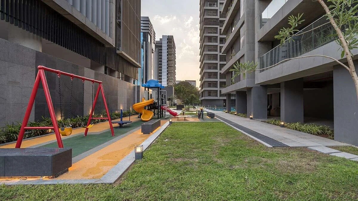 Bsafal Paarijat Eclat