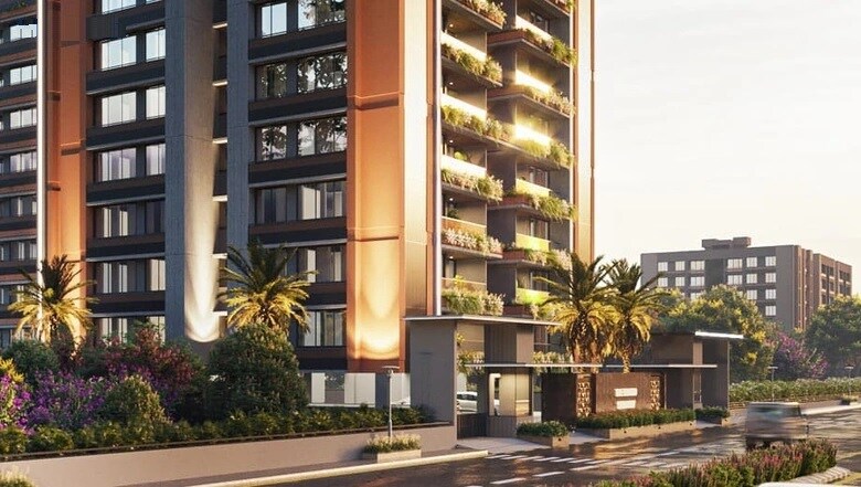 Golden The Grand Serenity