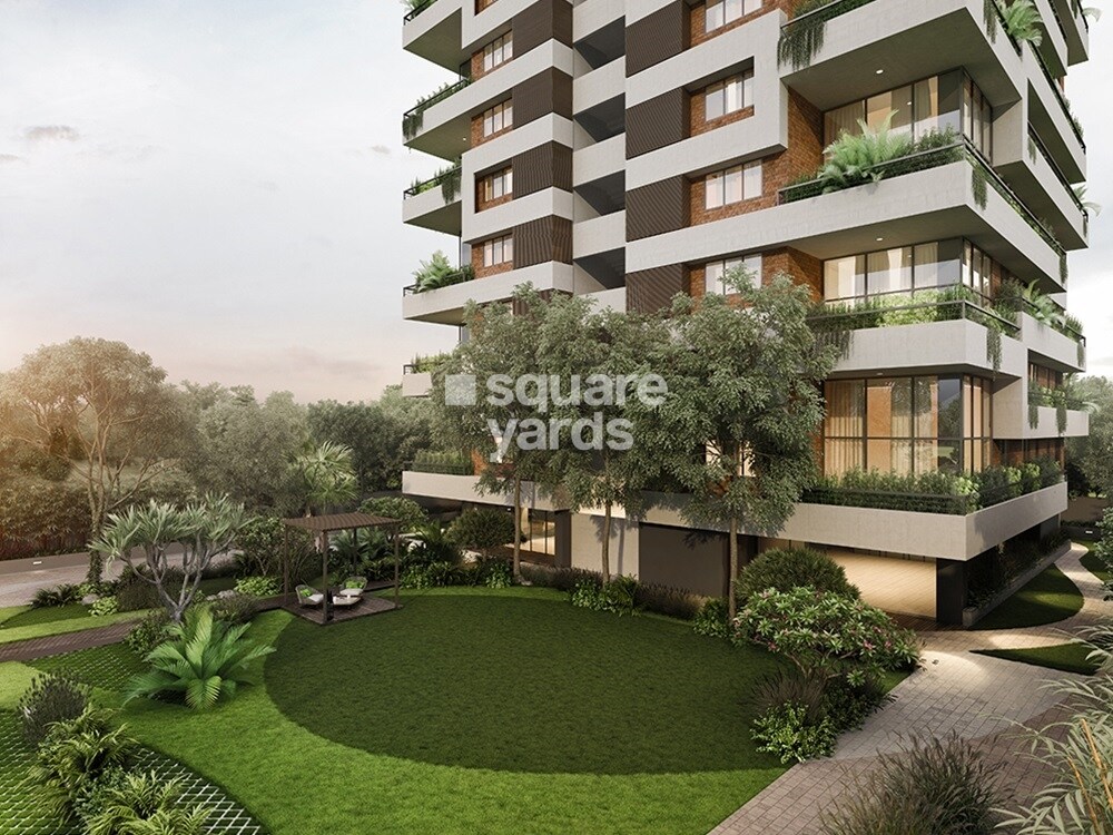 Saanvi Skydeck Select