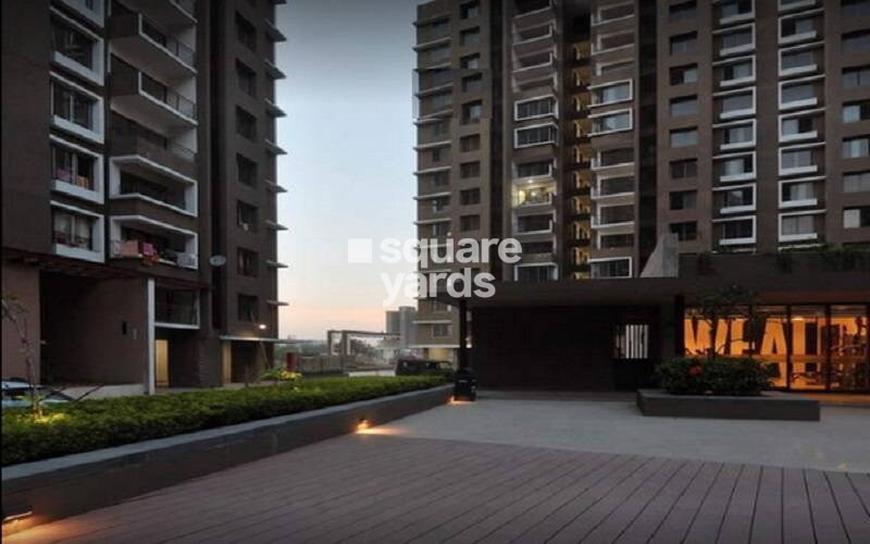 Savvy Swaraaj Sports Living Amenities-Features 1