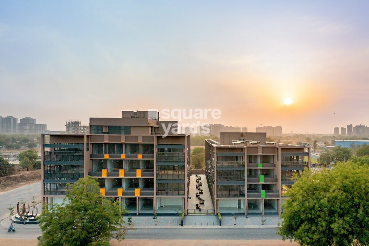 Sun South Street Commercial Exteriors 10