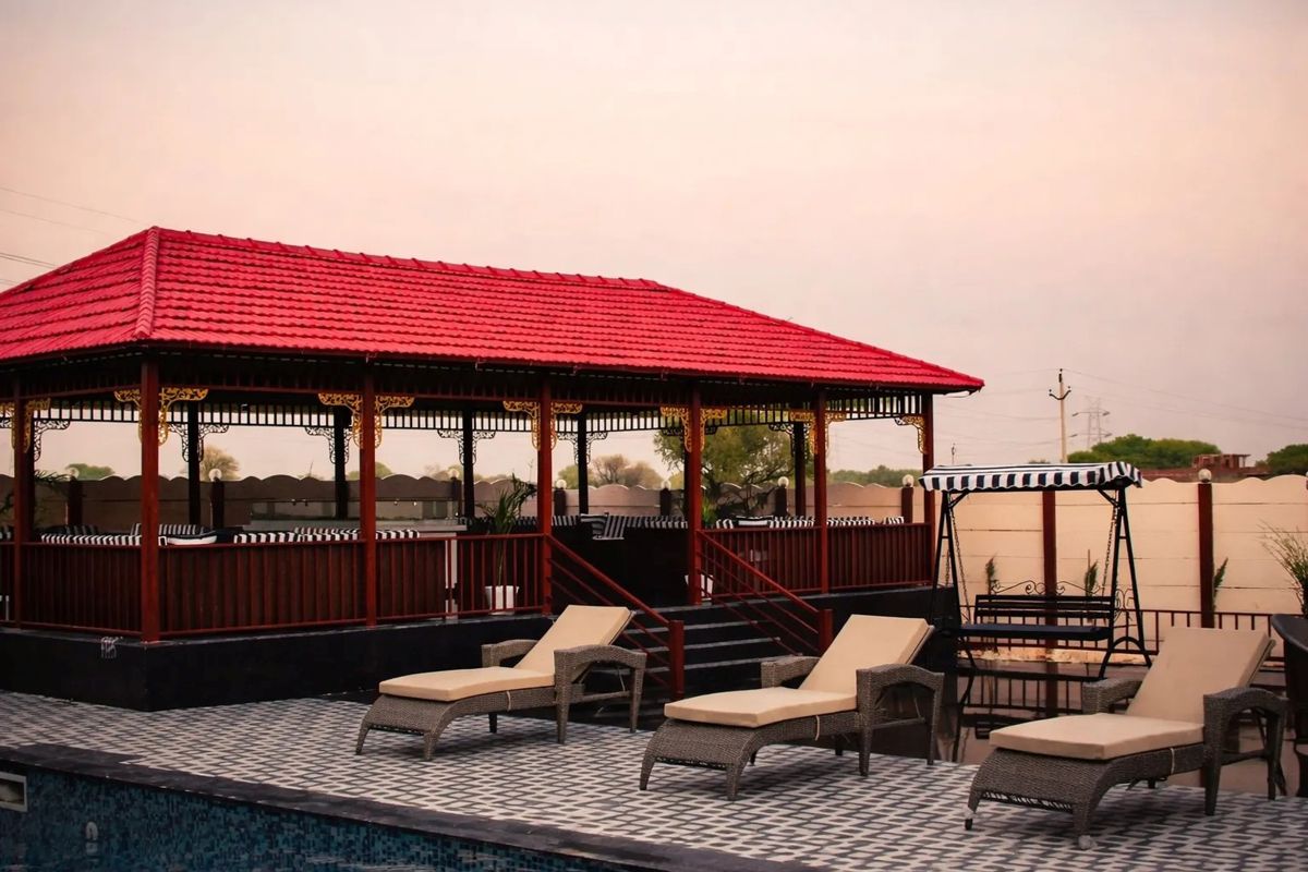 Definite Oasis Park Amenities-Features