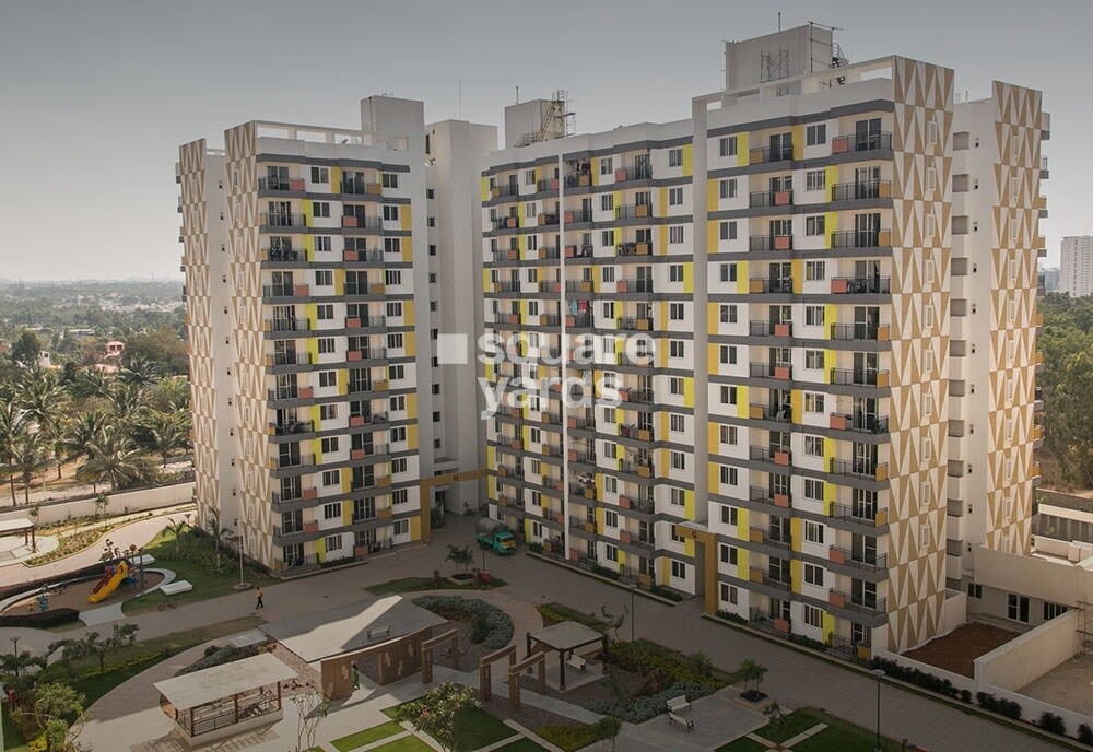 Adarsh Palm Retreat Daffodils Tower View 2