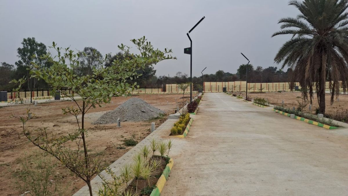 Aditya Visthara Wonders Plot Images 2