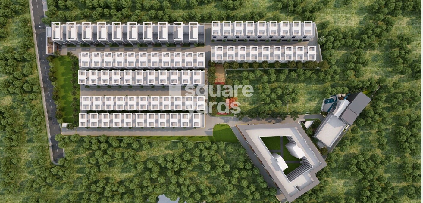 Akruti-Ark_an aerial view of a large field with a train on top of it