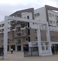 Astro Rosewood Regency Astro Rosewood Regency