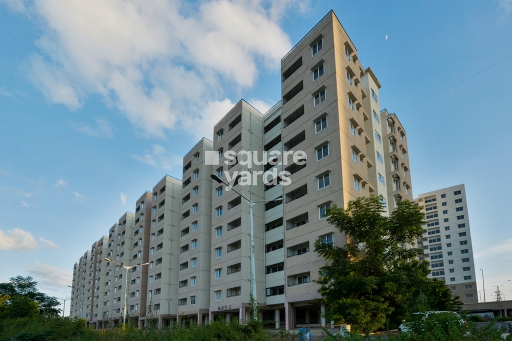 BDA Apartments Kommaghatta Tower View