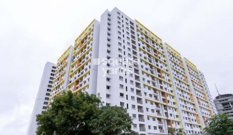 Bren Champions Square