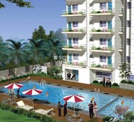 Century Commanders Vista Amenities-Features