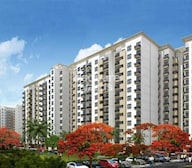 DLF Woodland Heights My Town Tower View