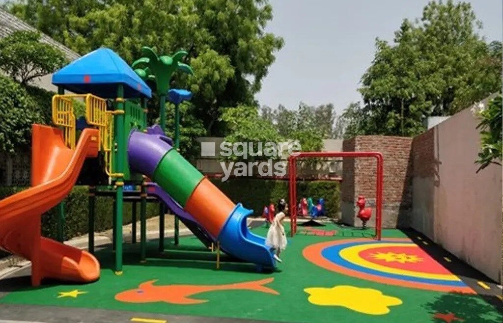 DS Max Swastika Amenities-Features
