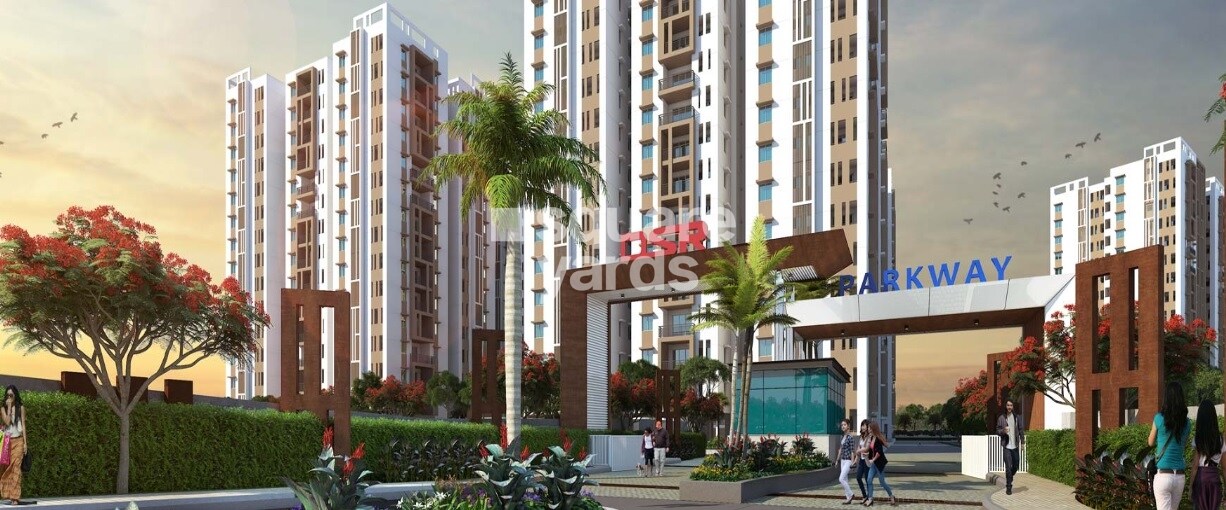 DSR Parkway Entrance View