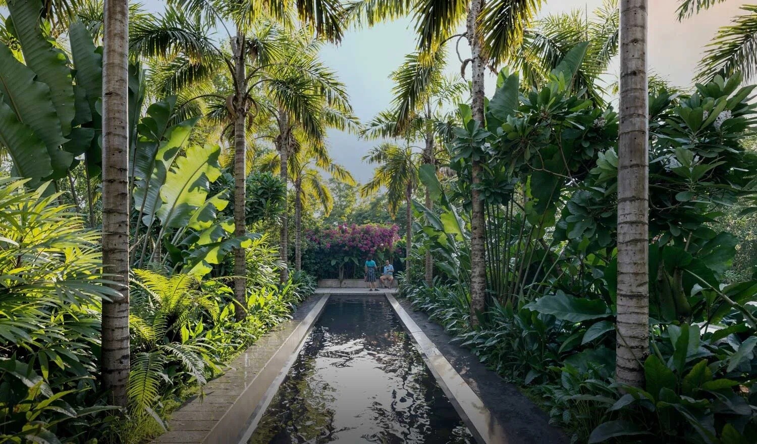 Earthen Lake Botanica