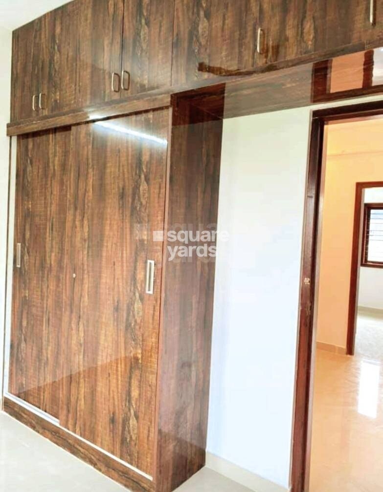 Elegant Aster Apartment Interiors 3