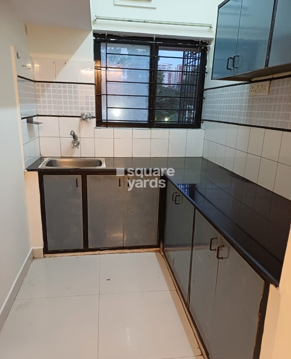 Emerald Green Cox Town