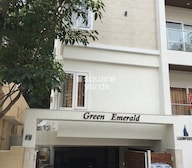 Emerald Green Cox Town Entrance View