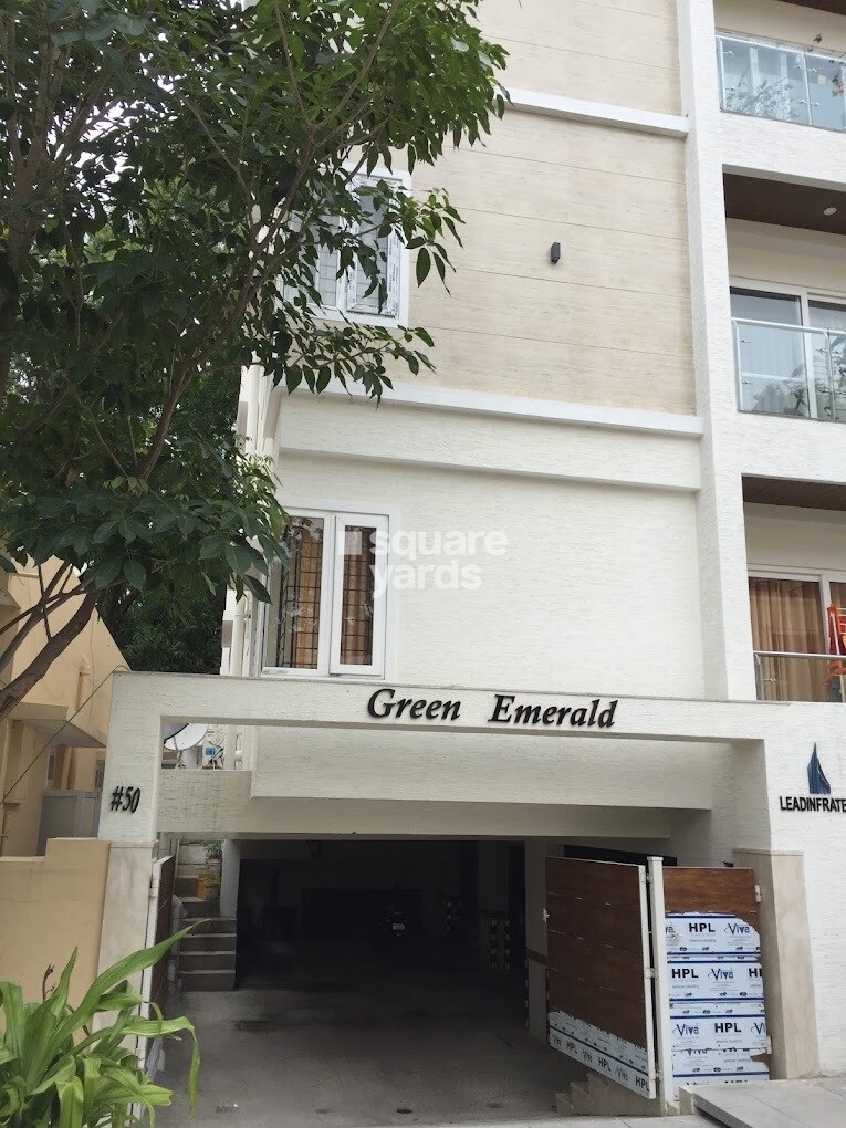 Emerald Green Cox Town Entrance View