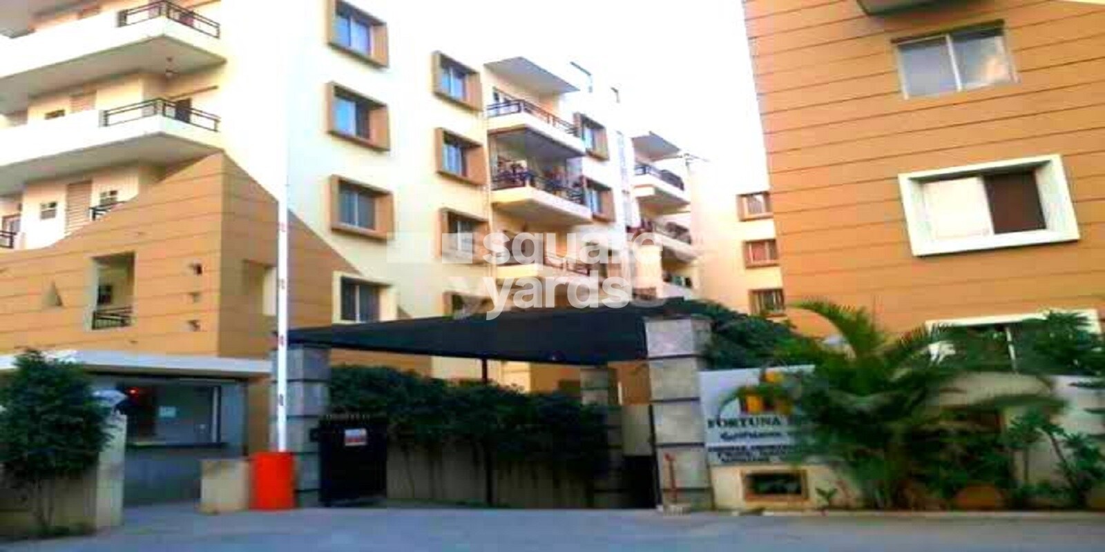 Fortuna Icon Apartment Exteriors