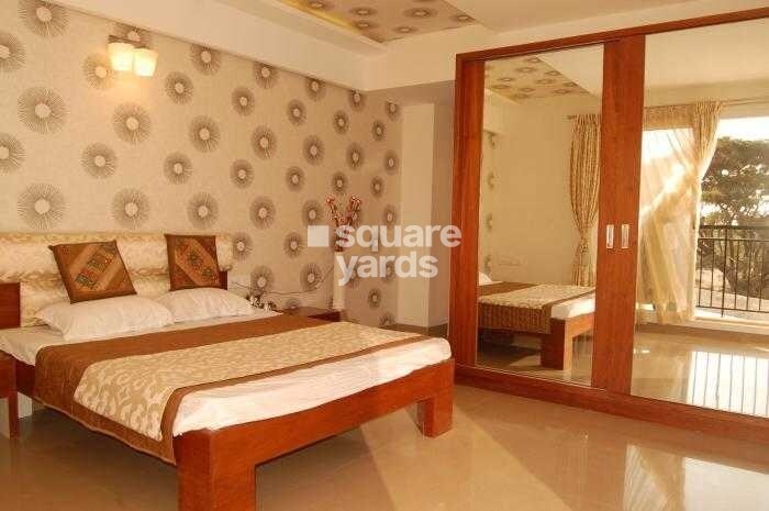 GM Infinite Daffodils