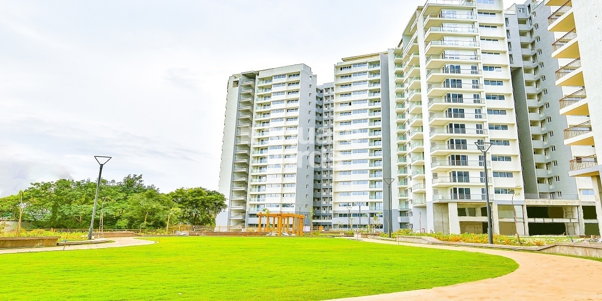 Godrej United Tower View 5