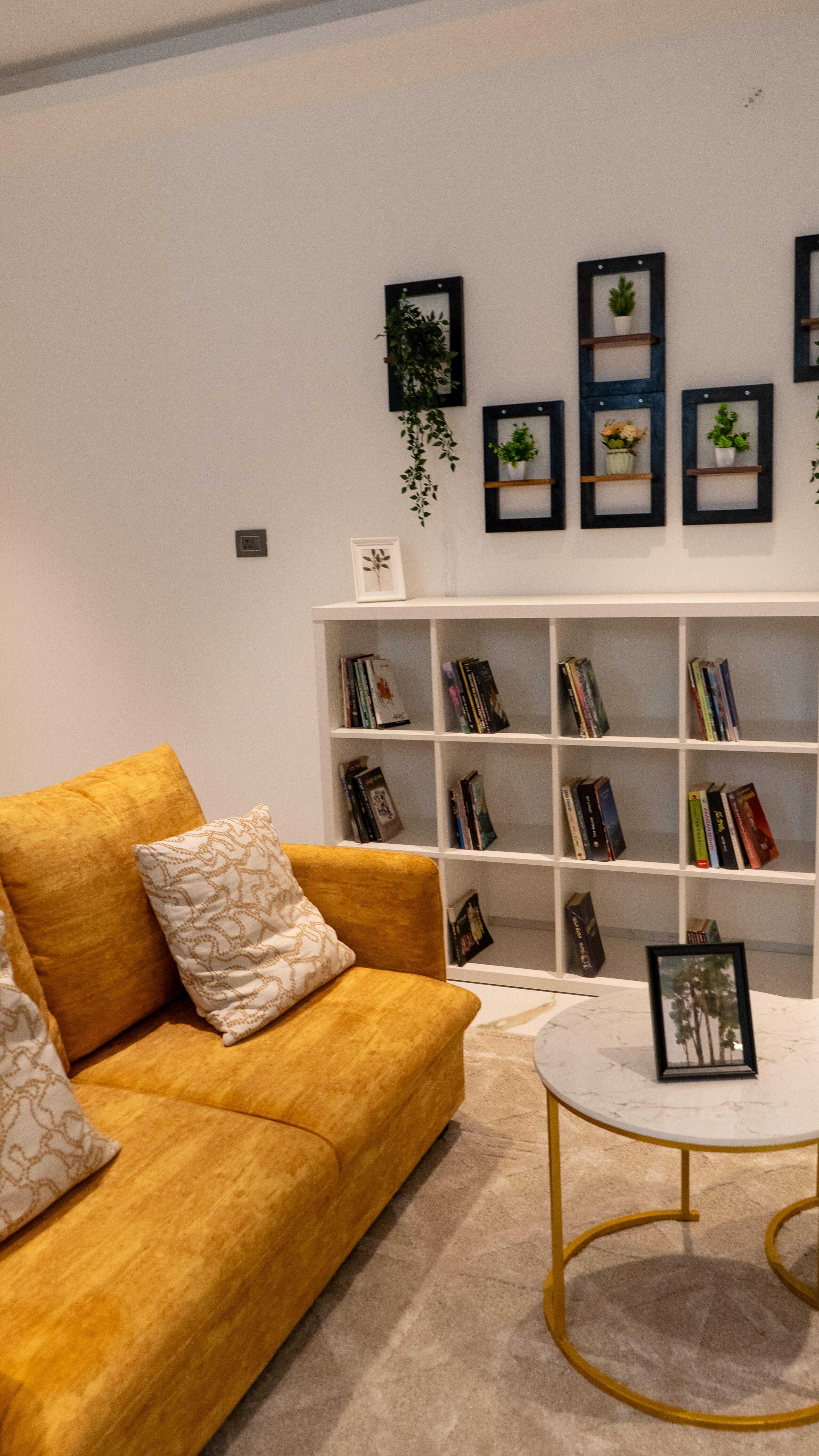 Guru Punvaanii Elegance