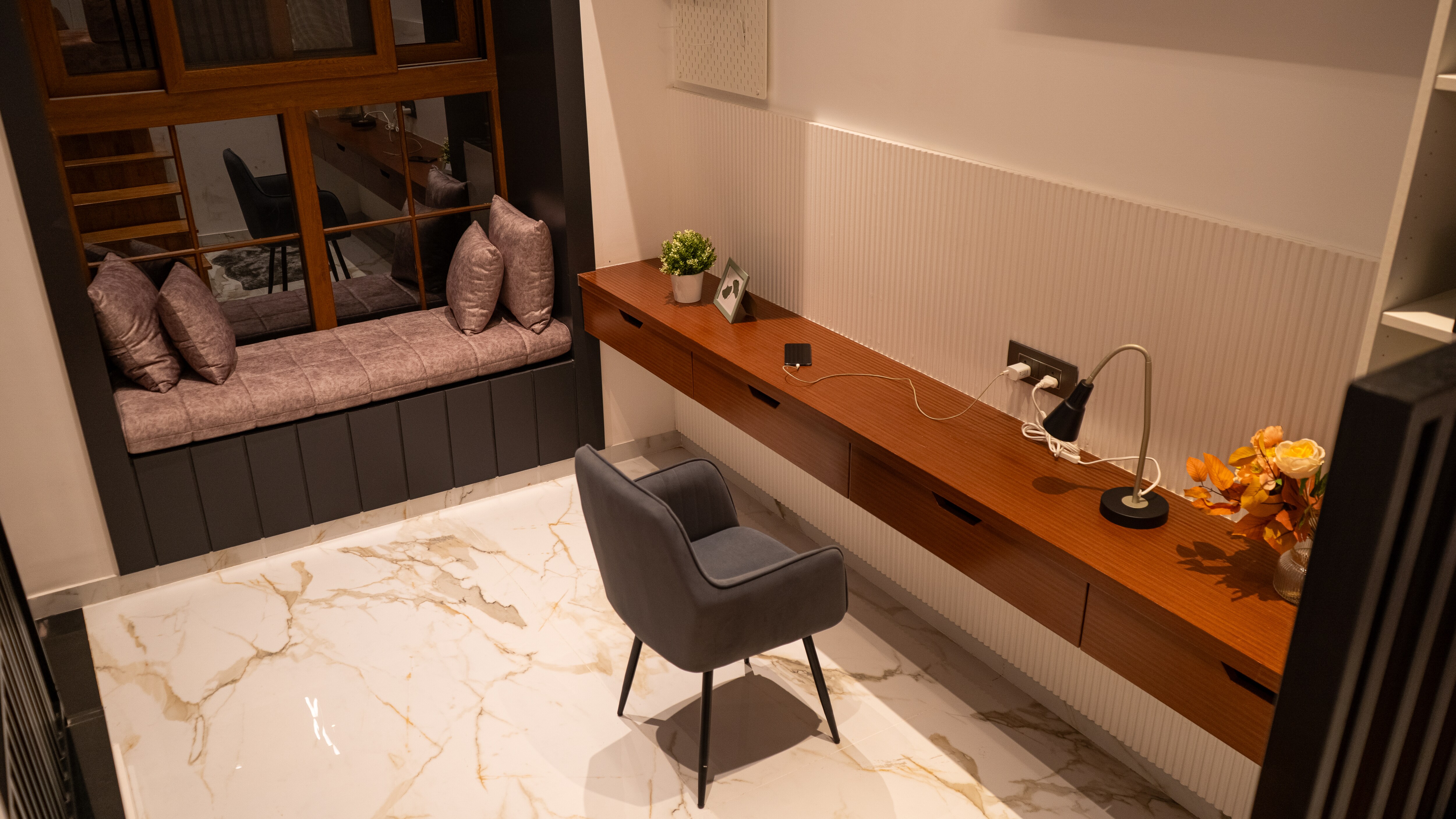 Guru Punvaanii Elegance