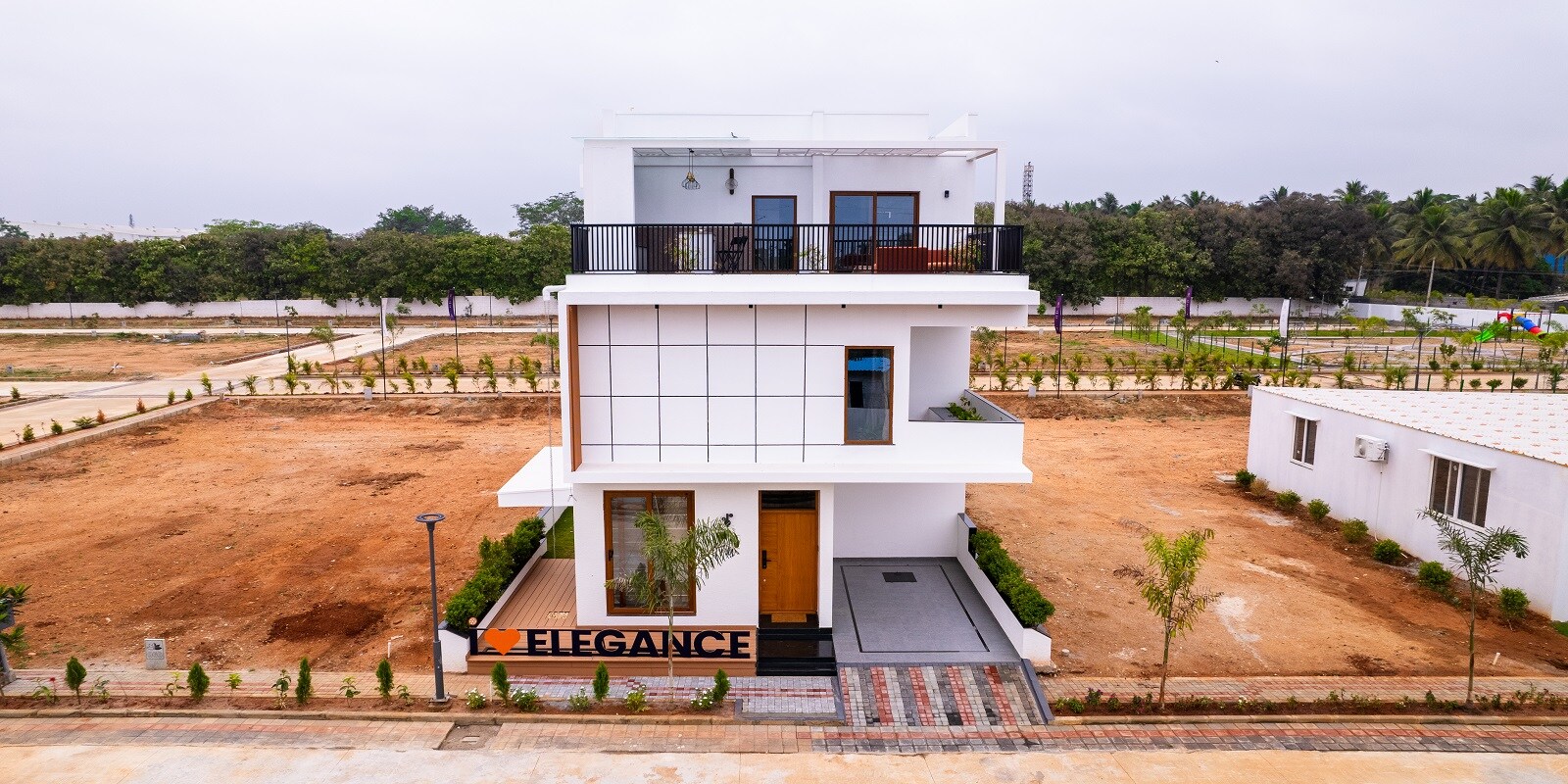 Guru Punvaanii Elegance Cover Image