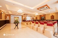 HM Grandeur Amenities-Features