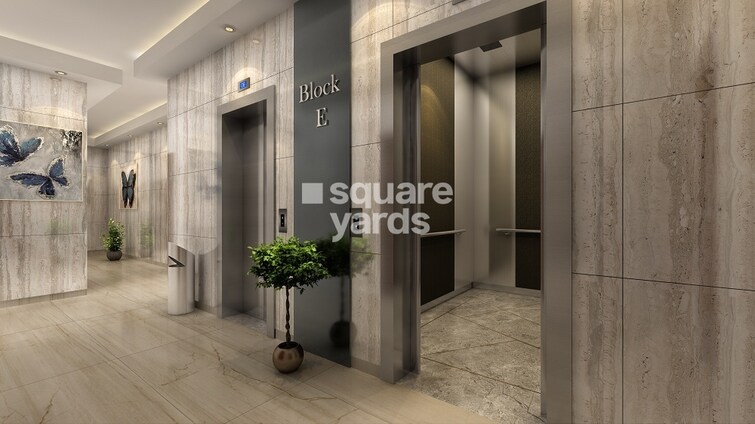 Kolte Patil iTowers Exente Lift Lobby Image