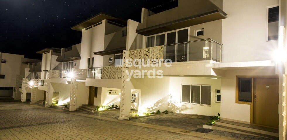 Mantri Courtyard Tower View 2