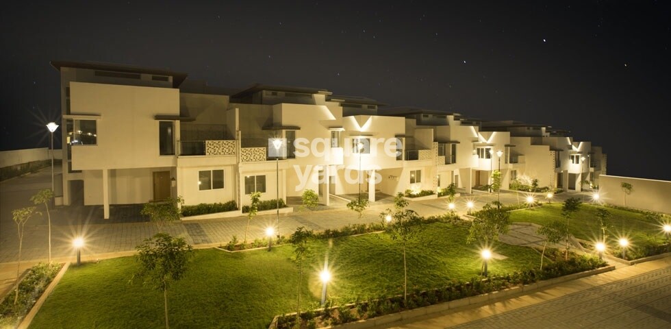 Mantri Courtyard Tower View 3