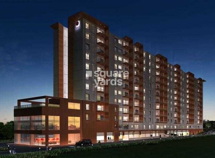 Mantri Primus Reflection