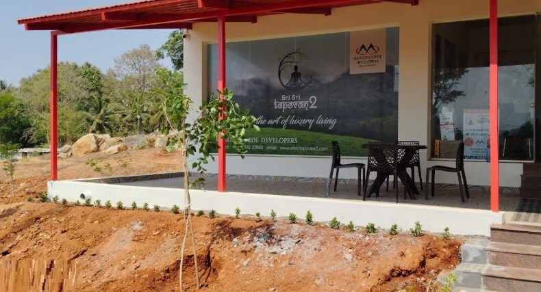 Max Sri Sri Tapovan 2