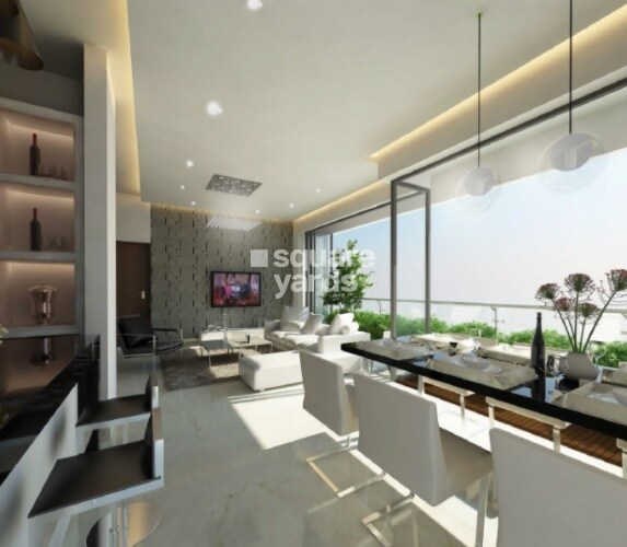 Mithuna White Aspera