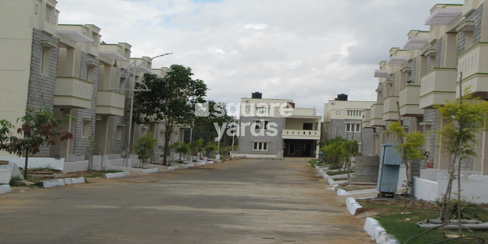 Lake View Golden Nest