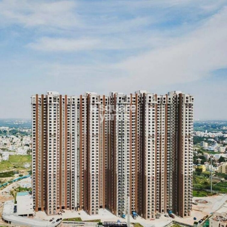 Pashmina Waterfront Tower View 2