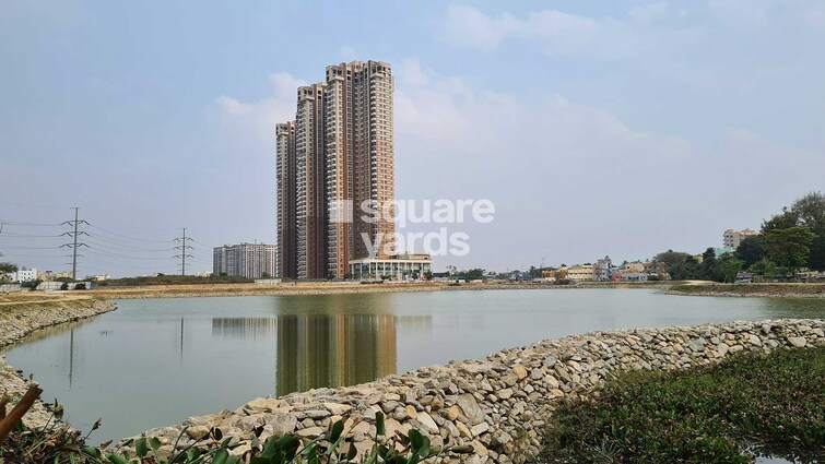 Pashmina Waterfront Tower View 4