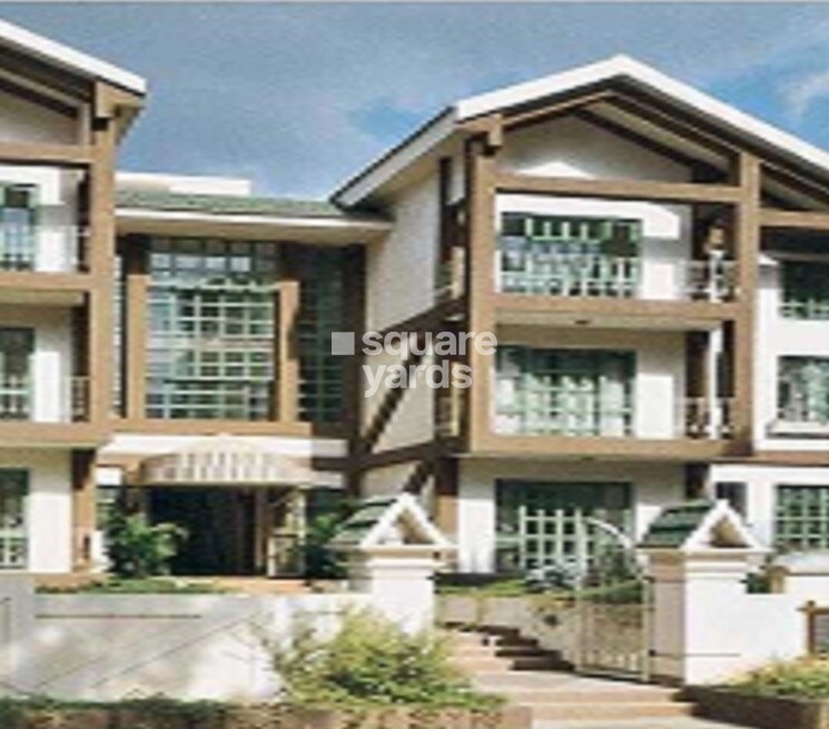 Prestige Chalet Entrance View