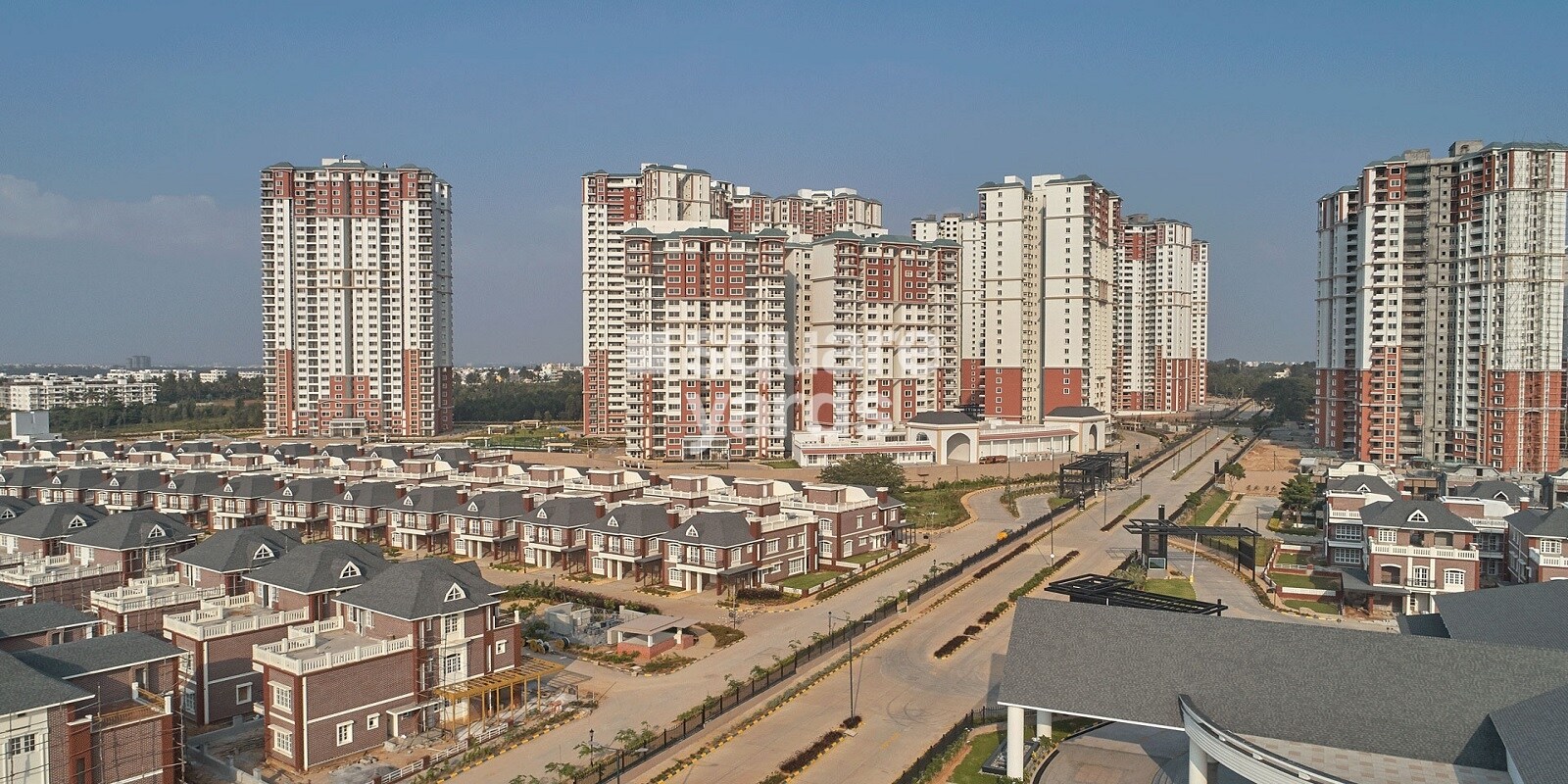 Prestige Lakeside Habitat Apartments residential project in Gunjur
