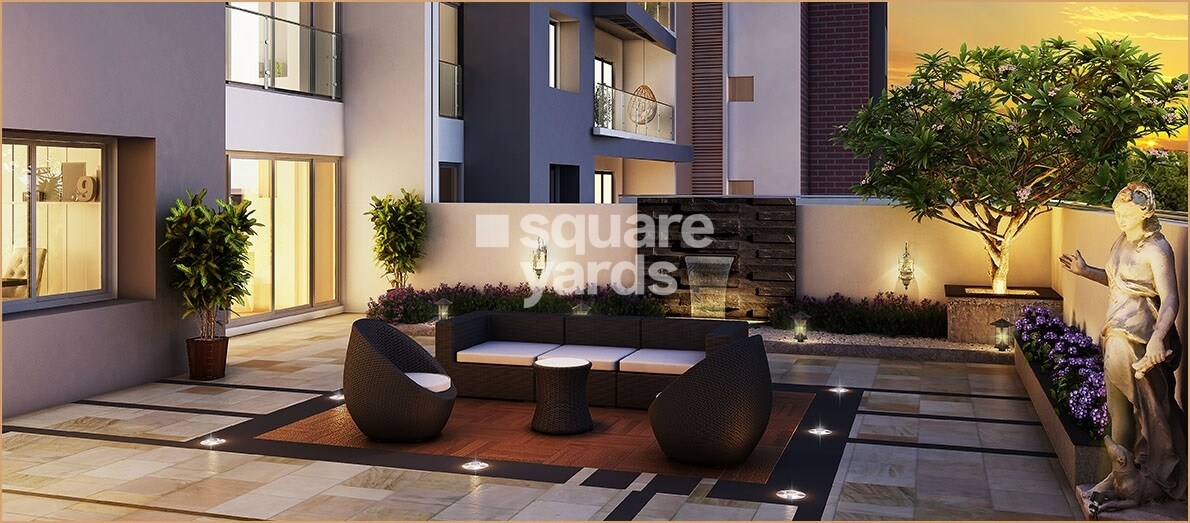 Purva Coronation Square