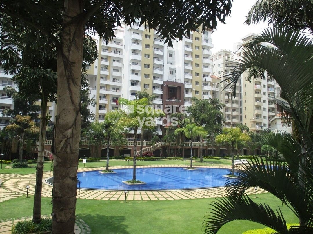 Purva Fountain Square