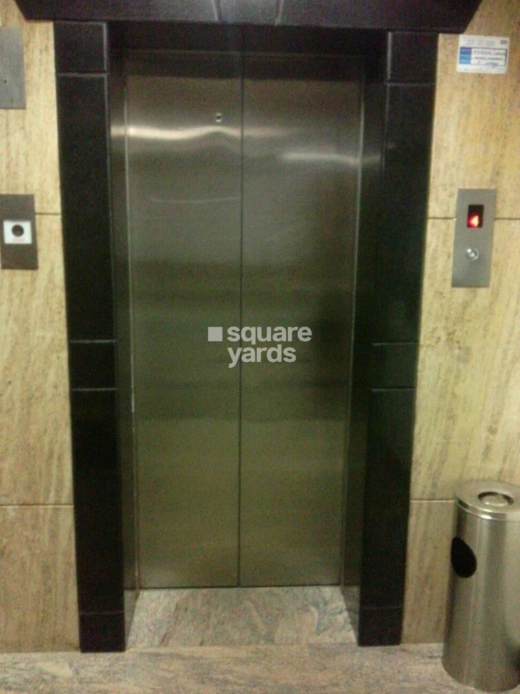 Raheja Residency Lift Lobby Image