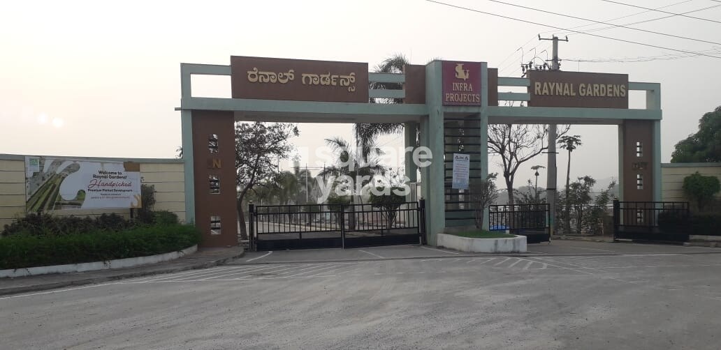 Raynal Gardens Entrance View