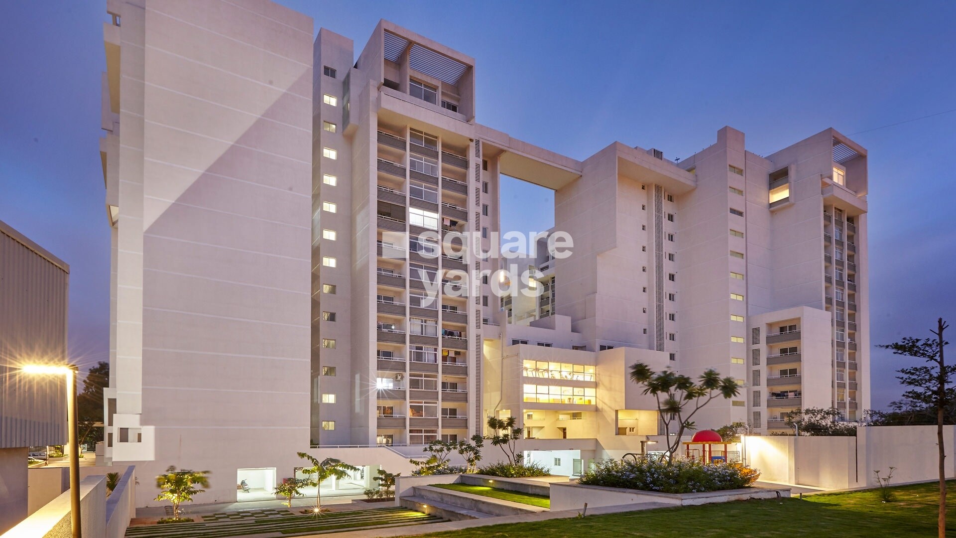 Rohan Avriti Tower View 1