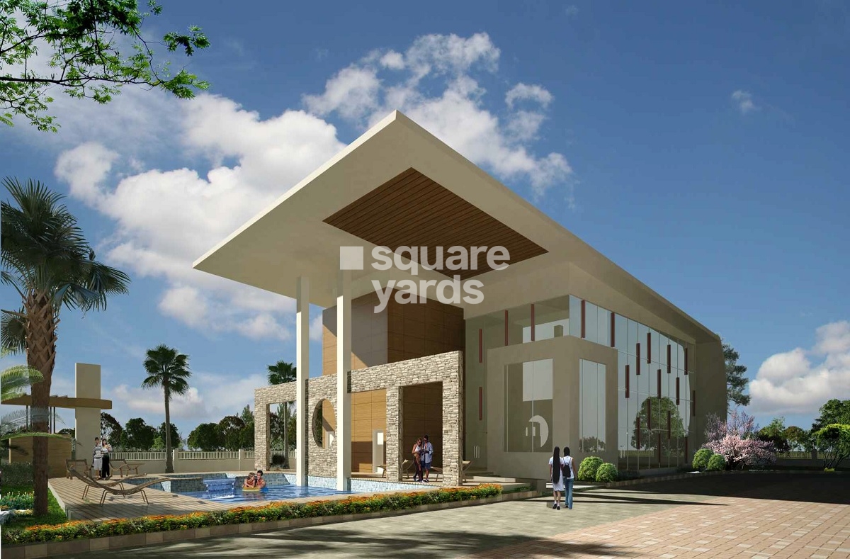 S And G Luxuria Clubhouse External Image