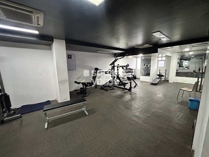 Skylark Esta Gymnasium Image