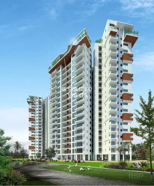 Skylark Esta Tower View 1