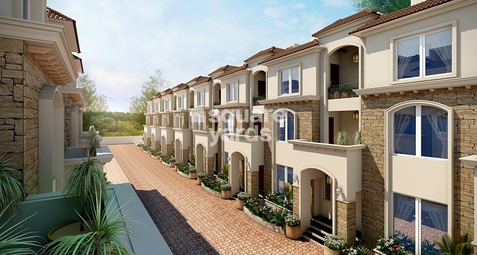 The Hamptons Tower View 1