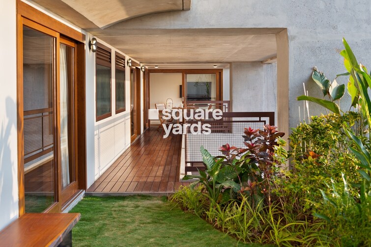 Total Environment Pursuit of a Radical Rhapsody Amenities-Features 7